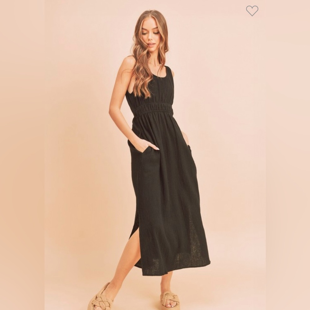 #100 Black Darci Dress